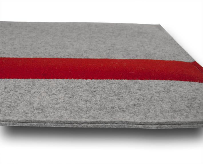 Stuhlkissen / Filzkissen Linea - 100% Wollfilz LINEA: Sitzkissen / Stuhlkissen aus Filz nach Maß