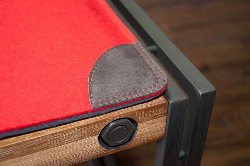 Maßgefertigte Filzpolster mit Bio-Leder-Ecken Maßgefertigte Filzpolster mit Bio-Leder-Ecken