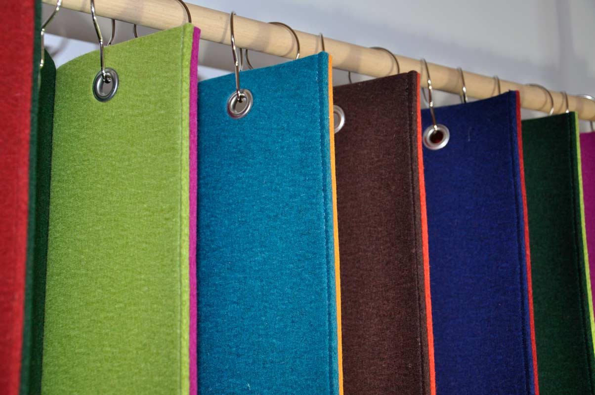 Filzvorhang in vielen Farben: Zick-Zack-Design Filzvorhang in vielen Farben: Zick-Zack-Design