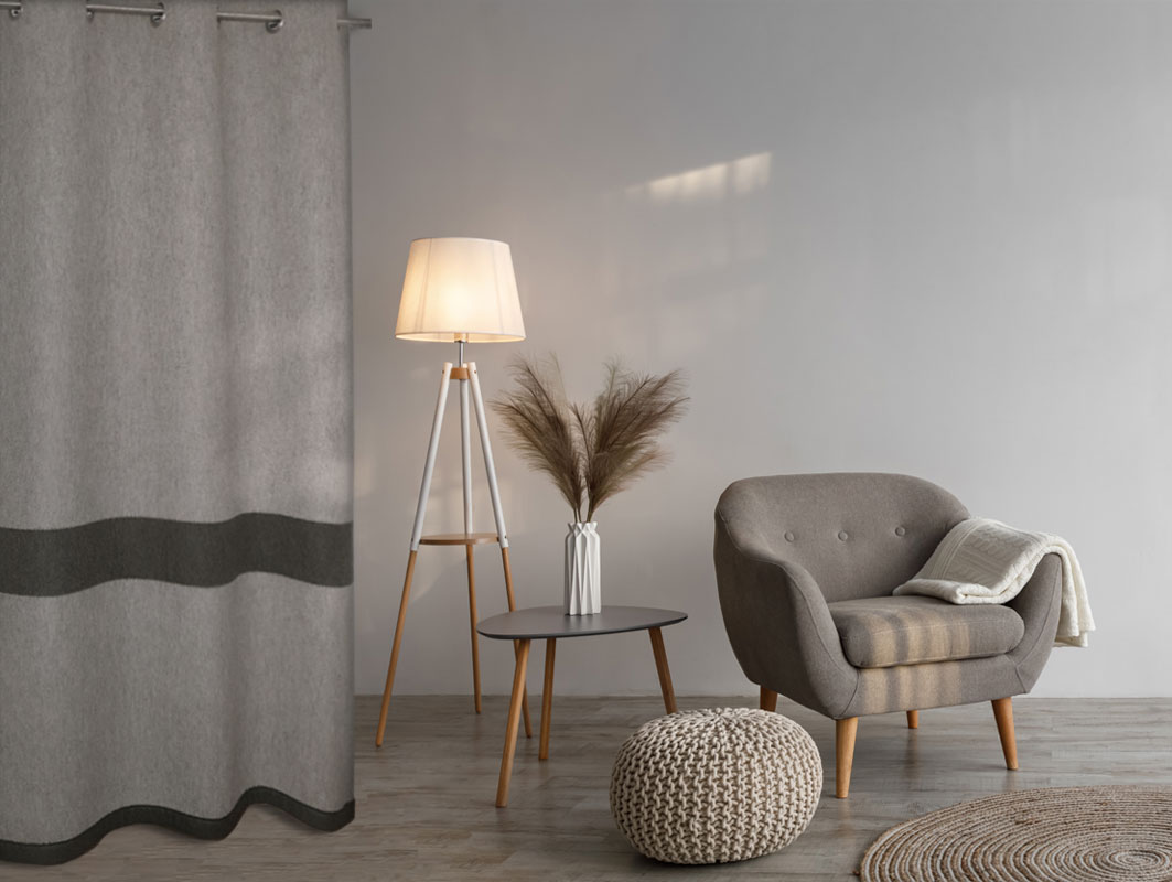 Filzvorhang Line- Funktion und Design vereint Filzvorhang Line- Funktion und Design vereint