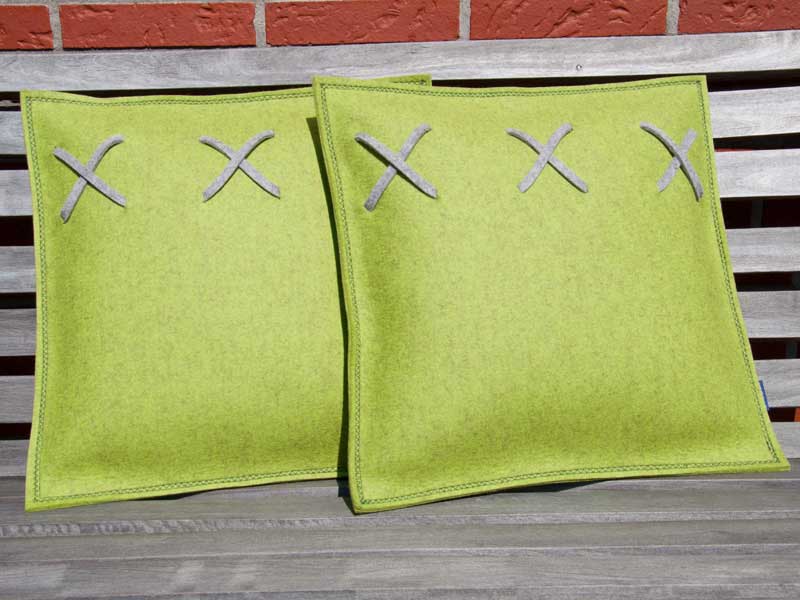 Tuga-Duo in Kiwi mit Hellgrau meliert Design-Kissen "Tuga" - 100 % Wolle, Größe und Farben individualisierbar