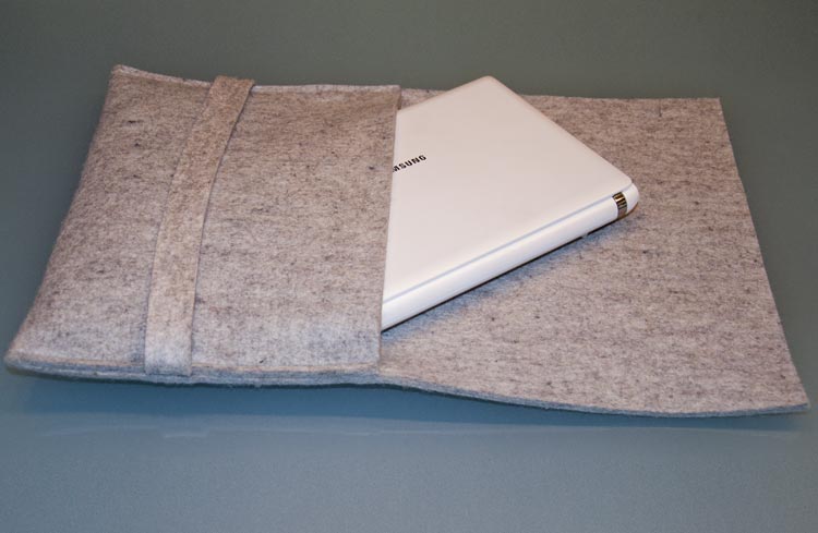 Filztasche für Laptops aus Filz Laptoptasche und iPad-Hüllen "Klassiko" nach Maß aus Wollfilz