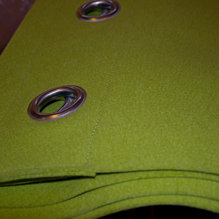Filvorhang Frabe Lind mit Ösen Designfilz Hellgrün / Lind - 2, 3 oder 5 mm dick im individuellen Zuschnitt