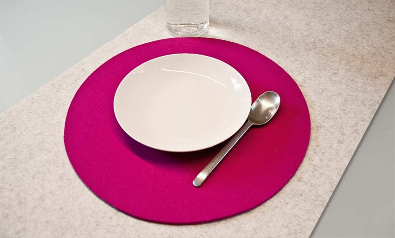 Filz: Platzset rund und pink Filz: Platzset rund nach Maß